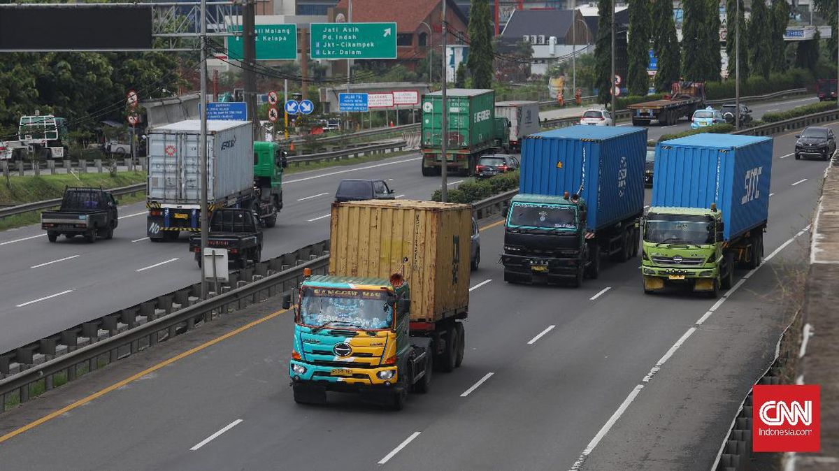 Perusahaan Truk Ancam Mogok Buntut Dilarang Melintas Tol Selama Mudik