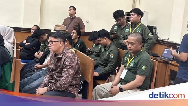 Anak Bos Rental Mobil Hadir Langsung di Sidang Tuntutan 3 Oknum 3 TNI AL