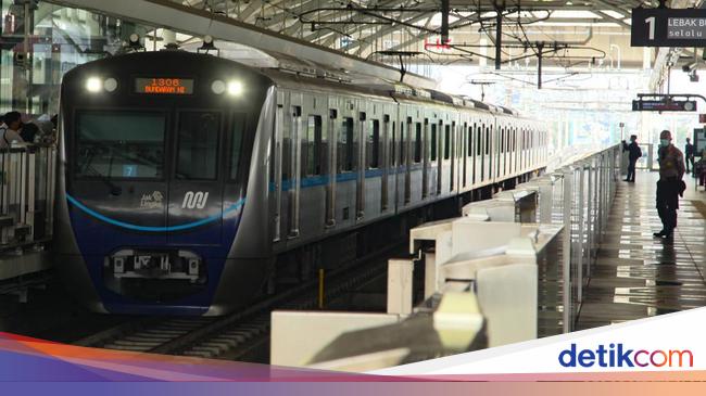 Uji Coba MRT Pakai QRIS Berbasis NFC, Tap In dan Tap Out Cuman 0,3 Detik