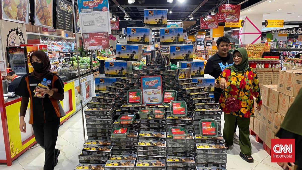 Borong, Aneka Kurma Diskon 20% di Transmart Full Day Sale