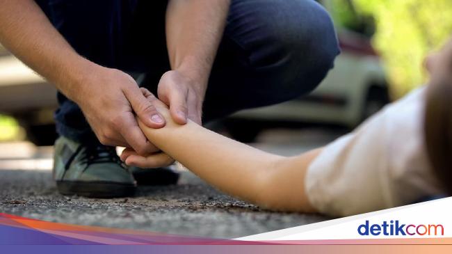 Mahasiswi di Bekasi Terjatuh ke Kolong Truk hingga Tewas Terlindas