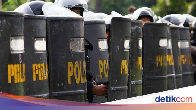 Polisi Siagakan 5.021 Personel Kawal Demo Tolak RUU TNI di DPR