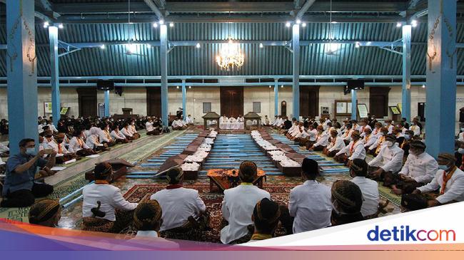 Mengenal Malam Selikuran, Tradisi Menyambut Malam Lailatulqadar