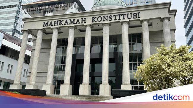 Mahasiswa Cabut Gugatan Caleg Harus ‘Akamsi’ dari MK