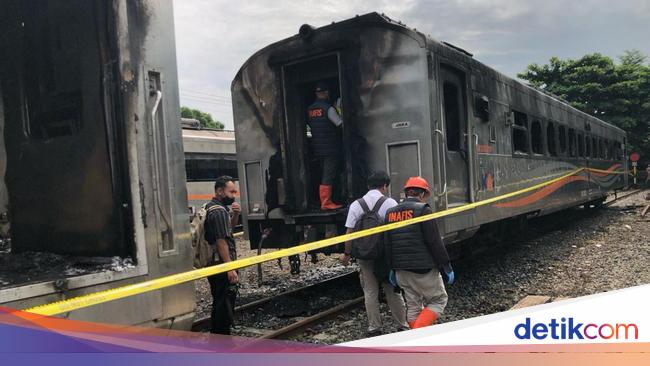 6 Fakta 3 Gerbong KA di Stasiun Tugu Dibakar dan Jejak Hitam Pelaku