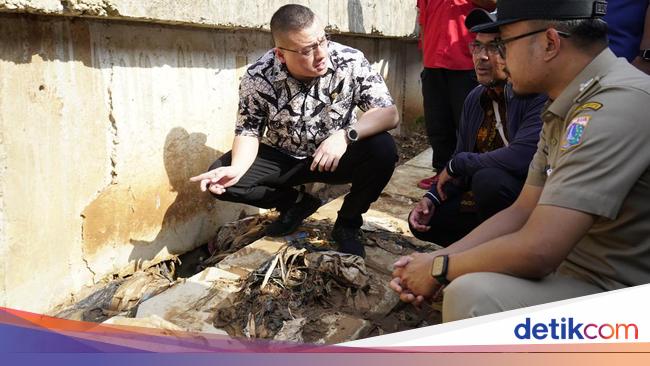 Kenneth DPRD Jakarta Desak Sheet Pile Bocor di Kali Pesanggarahan Segera Dibenahi