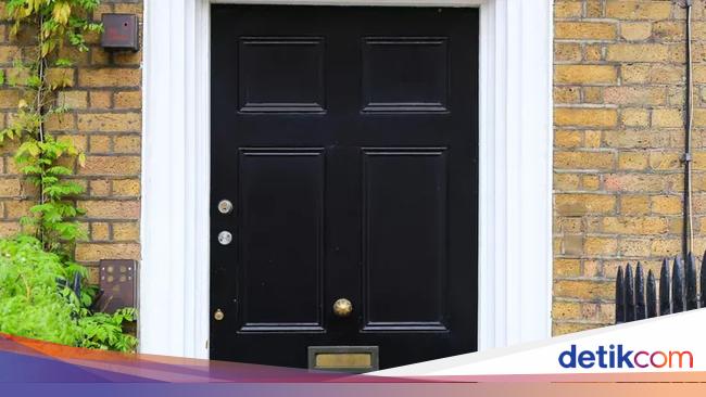 Penjaga Rumah di Jaksel Curi Perabot Majikan, Pintu Jati Pun Diangkut