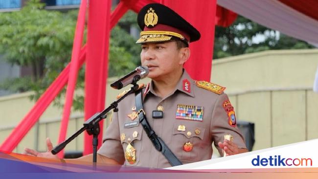 Kapolda Riau Tegur Kasat Lantas karena Kemacetan Depan Polda