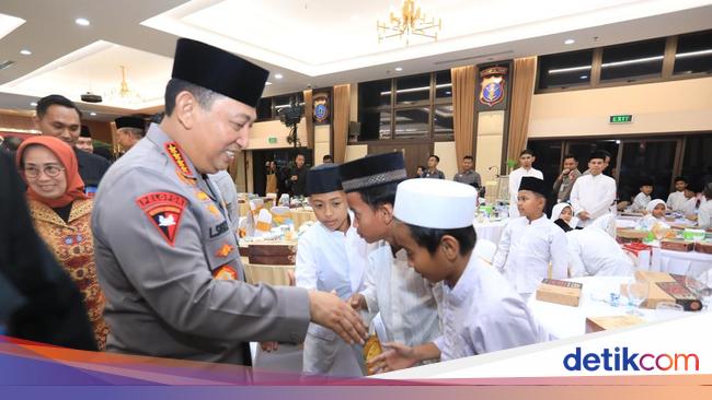 Kapolri Buka Puasa Bareng Media-Masyarakat, Bagikan Tali Asih ke 2.244 Anak Yatim