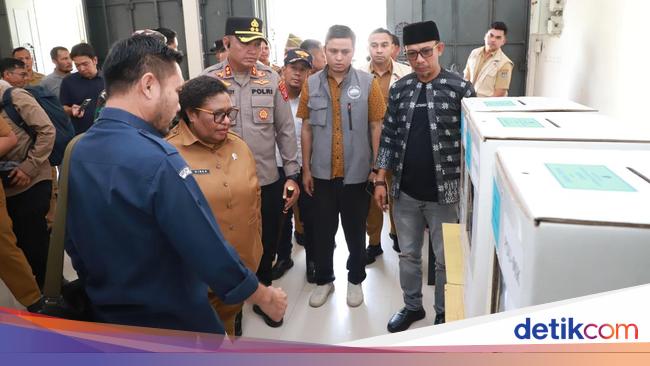 Sambangi Kabupaten Siak, Wamendagri Tinjau Langsung Persiapan PSU