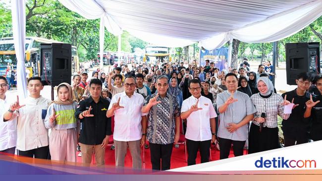 Ketua MPR Lepas Mudik Gratis ke Lampung: Semoga Sampai dengan Selamat