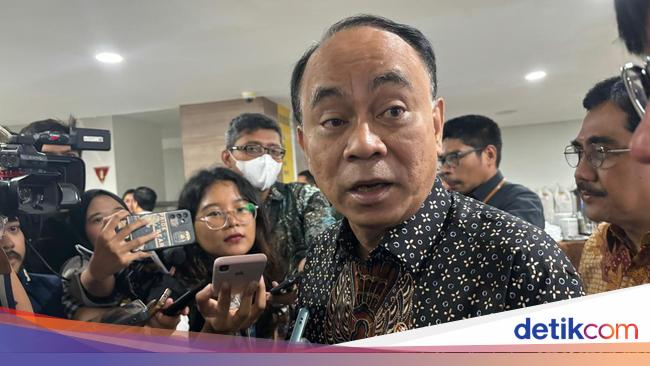 Budi Arie Minta PDIP Tak Karang Cerita Terkait Jokowi