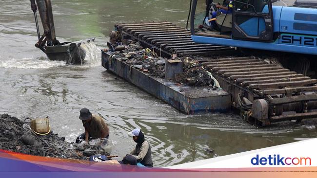 Normalisasi Ciliwung Akan Dilanjutkan, Pramono Janji Tak Lakukan Penggusuran