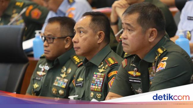 Panglima TNI Tegaskan Dirut Bulog-Irjen Kementan Bakal Mundur dari Dinas