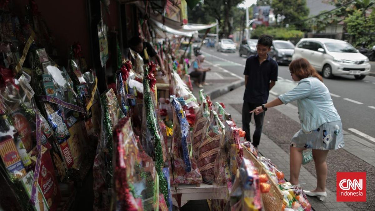 Muram Pedagang Parsel Musiman Kawasan Barito Jakarta