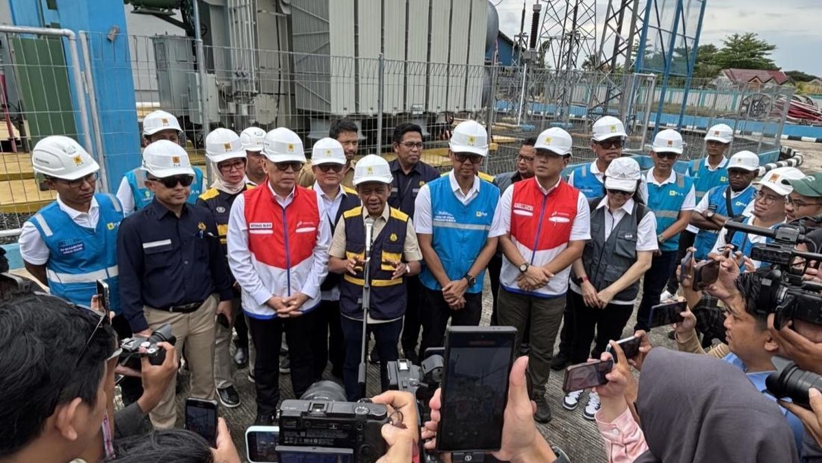 Menteri Bahlil ESDM Pastikan Listrik PLN Aman Layani Lebaran 2025