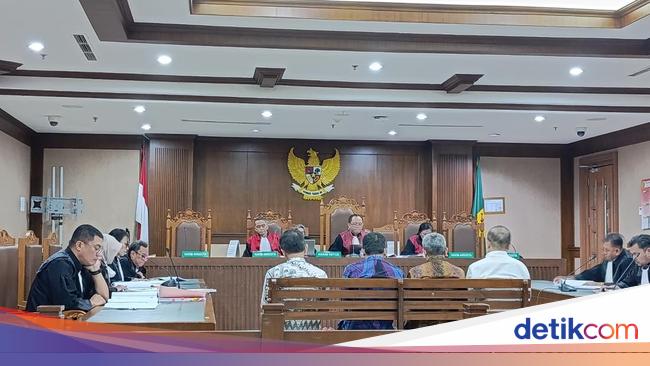 Eks Dirut Indofarma Didakwa Rugikan Negara Rp 377 M di Kasus Pengadaan Alkes