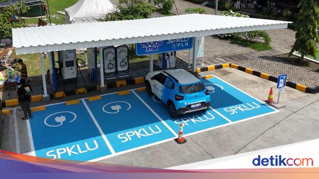 Jasa Marga Siapkan 127 SPKLU di Rest Area Tol untuk Mudik 2025