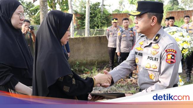 Surat KPLB 3 Polisi Gugur Saat Bubarkan Sabung Ayam di Lampung Diantar Jenderal