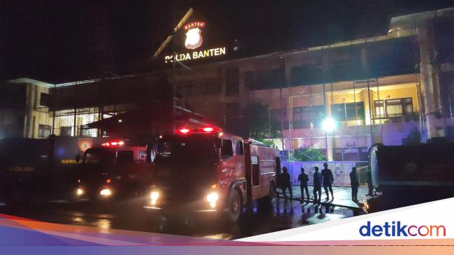 Ruang di Lantai 3 Polda Banten Sempat Terbakar, Api Sudah Padam