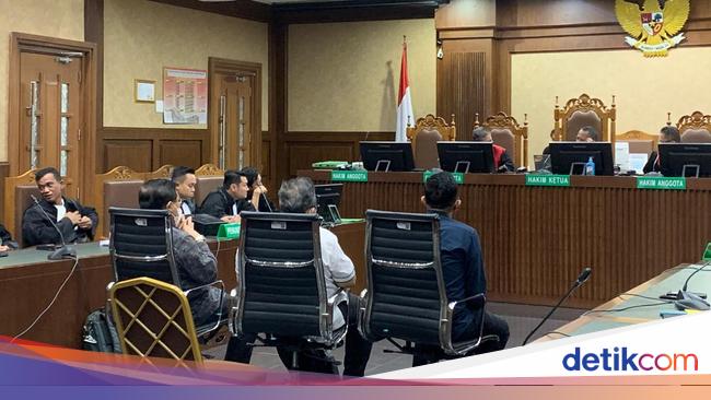 3 Hakim Pembebas Ronald Tannur Tak Terima Kesaksian KY Cuma Dibacakan di Sidang