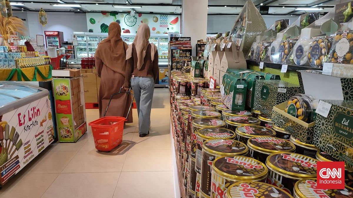 Aneka Biskuit Kaleng dan Sirup Lagi Diskon di Transmart Full Day Sale