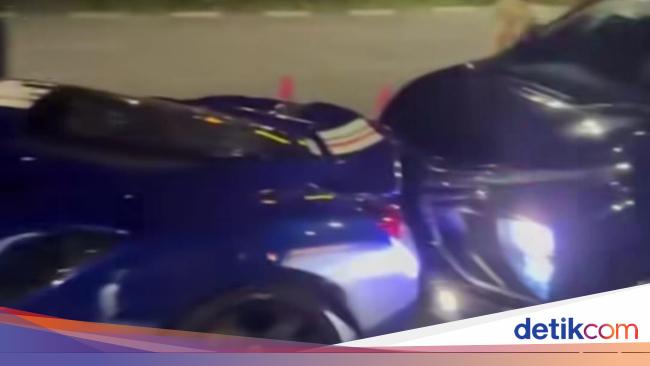 3 Fakta Xpander Tubruk Ferrari di PIK Saat Dini Hari